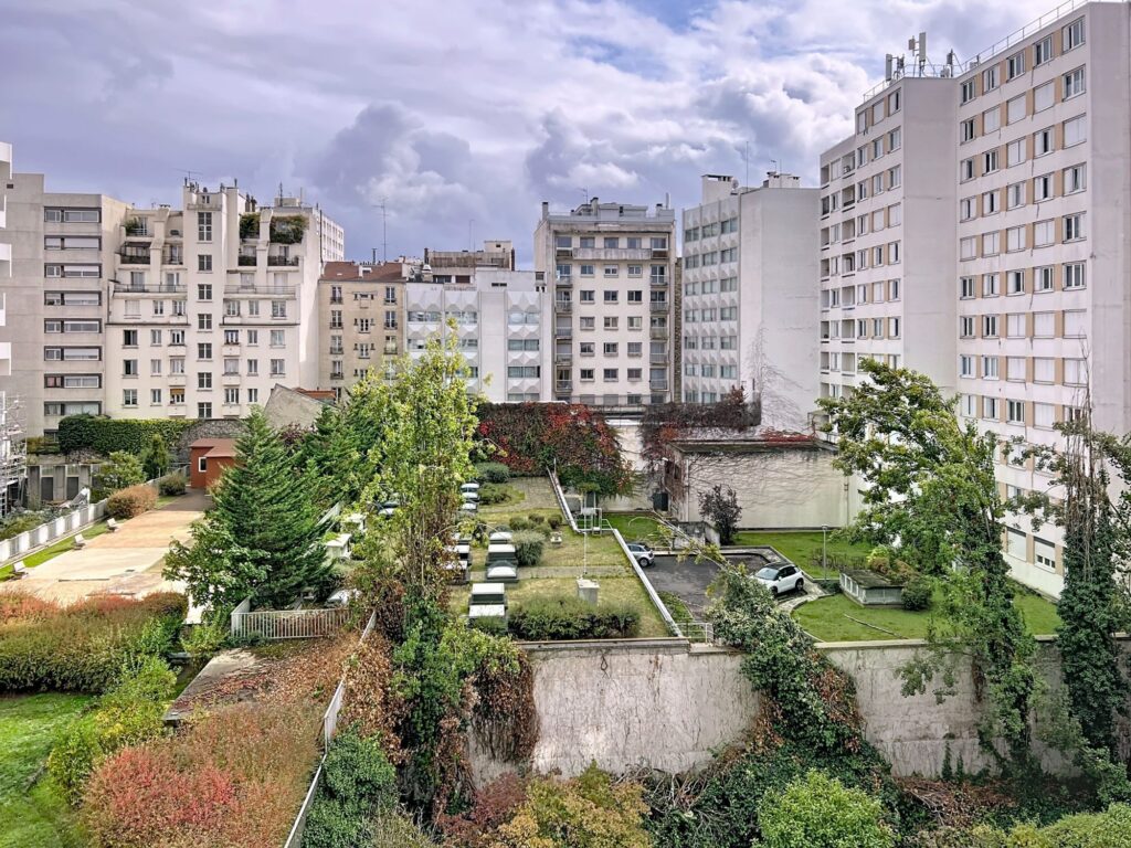 Paris 15 – Porte de Versailles – 2 pièces ensoleillé et calme